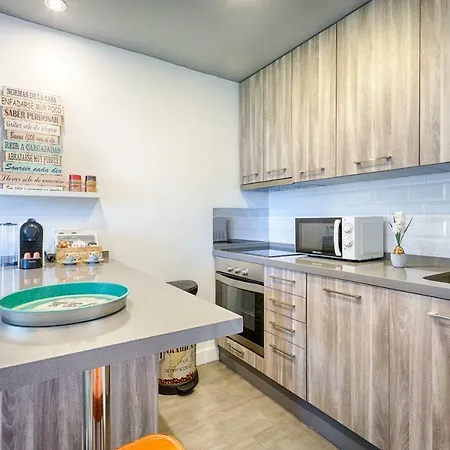 Apartment Beachside Cosy With Pool Estepona