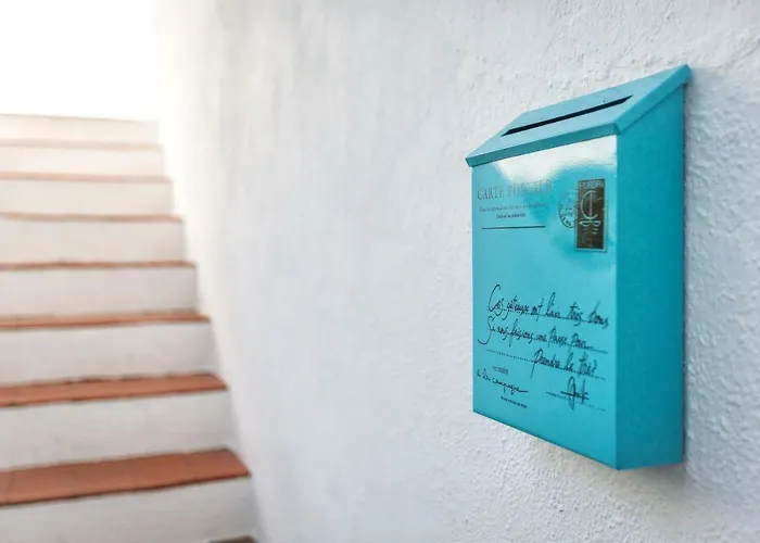 Beachside Cosy With Pool דירה *