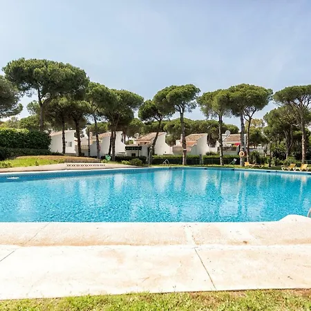 Beachside Cosy With Pool Apartment *