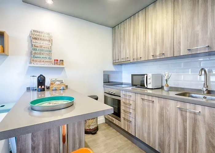 Apartment Beachside Cosy With Pool Estepona